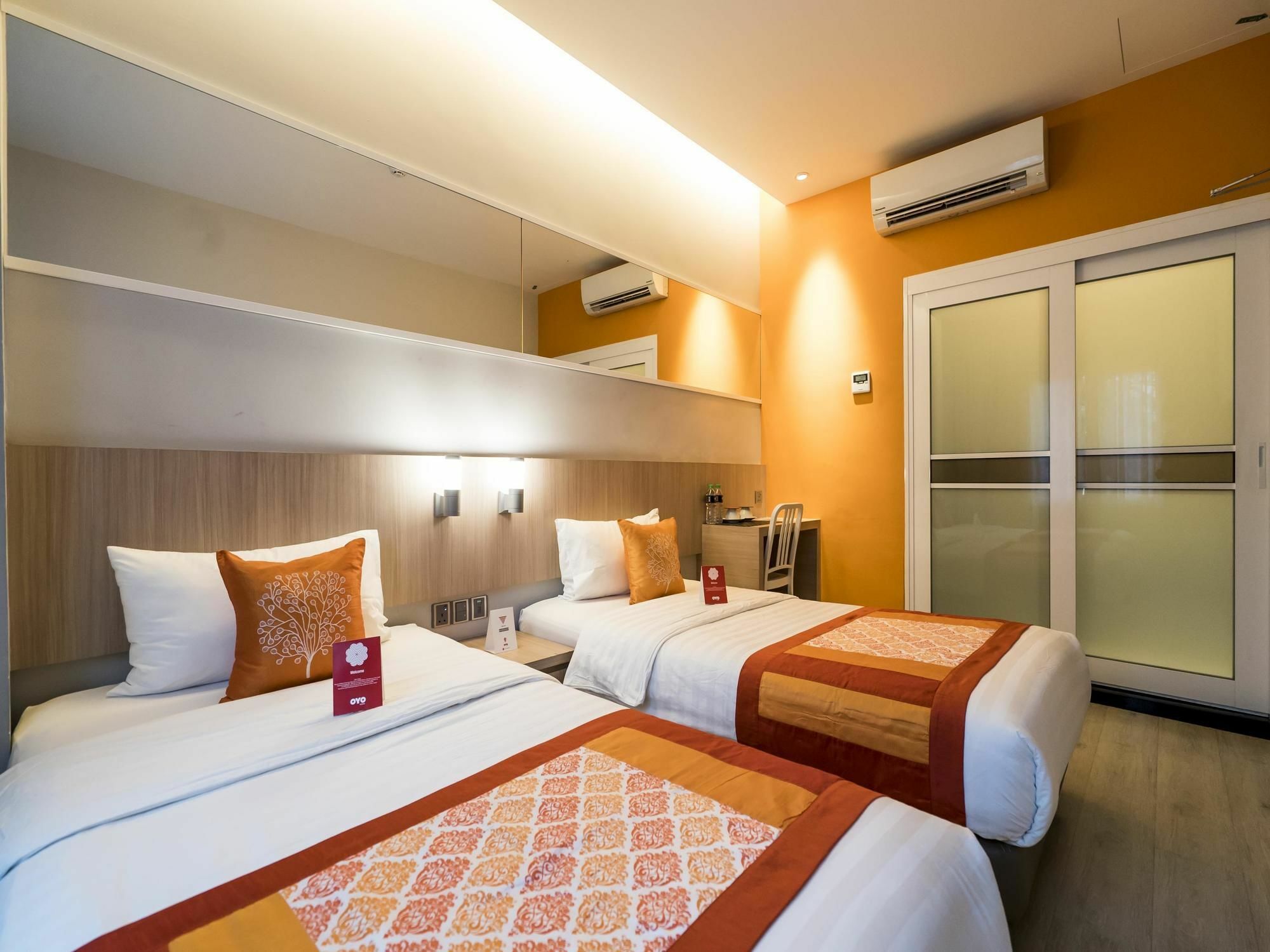 Oyo 279 Orange Premier Hotel كوالالمبور المظهر الخارجي الصورة