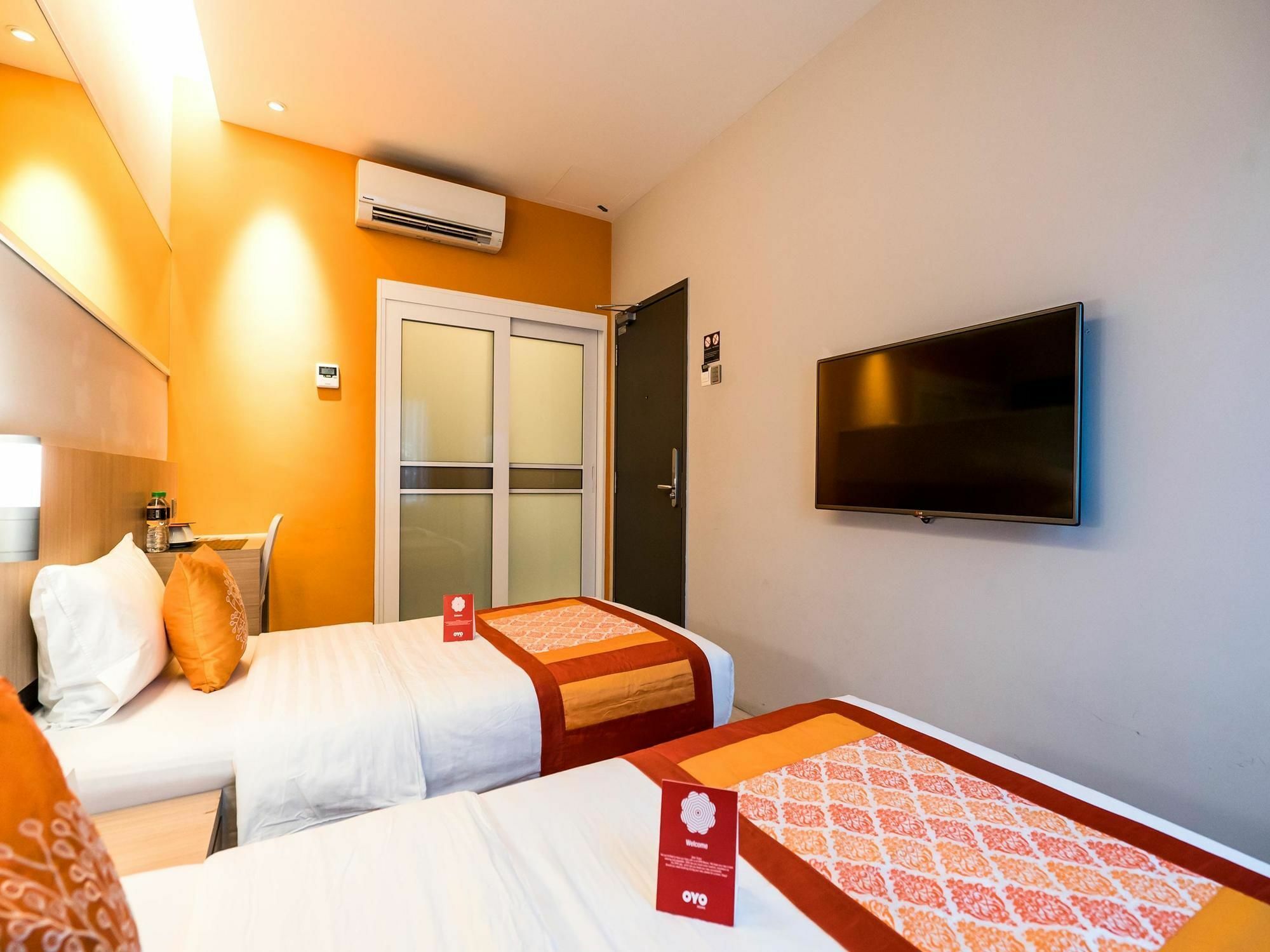 Oyo 279 Orange Premier Hotel كوالالمبور المظهر الخارجي الصورة